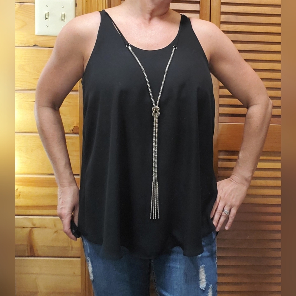 Women's Black Sleeveless Top W/Detachable Gold Necklace